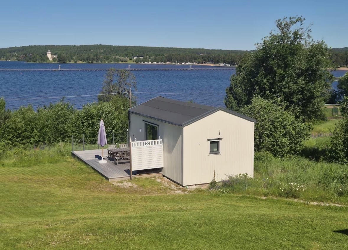 Villa Siljan – attefallshuset med utsikt över Siljan